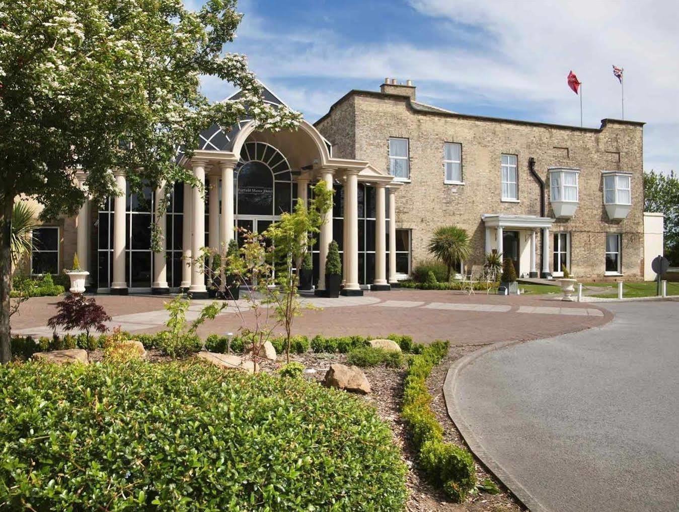 Mercure York Fairfield Manor Hotel Exteriör bild